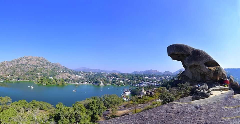A one-day trip from Udaipur to Mount Abu